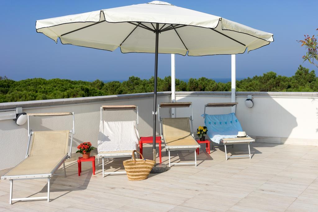 Regina Hotel e Ristorante Punta Marina Esterno foto