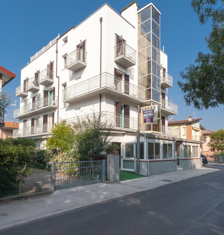 Regina Hotel e Ristorante Punta Marina Esterno foto