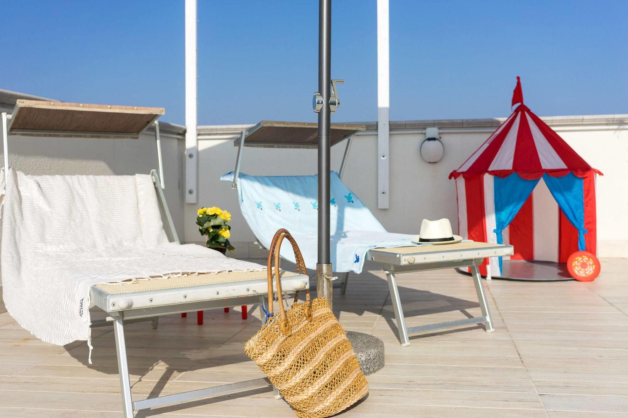 Regina Hotel e Ristorante Punta Marina Esterno foto